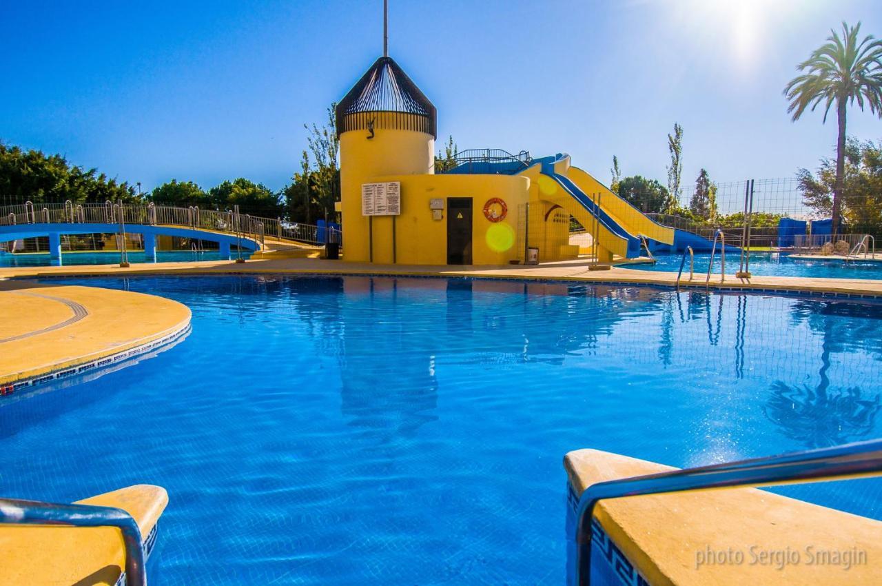 137 Minerva Apartamentos - Vista Al Mar - Piscina Y Playa - Cercano A Tren, Restaurantes Y Tiendas Бенальмадена Экстерьер фото